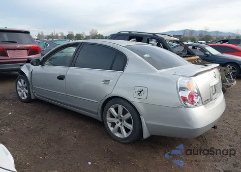 2004 Nissan Altima 2.5 S из США, поврежденный, VIN 1N4AL11DX4C133054